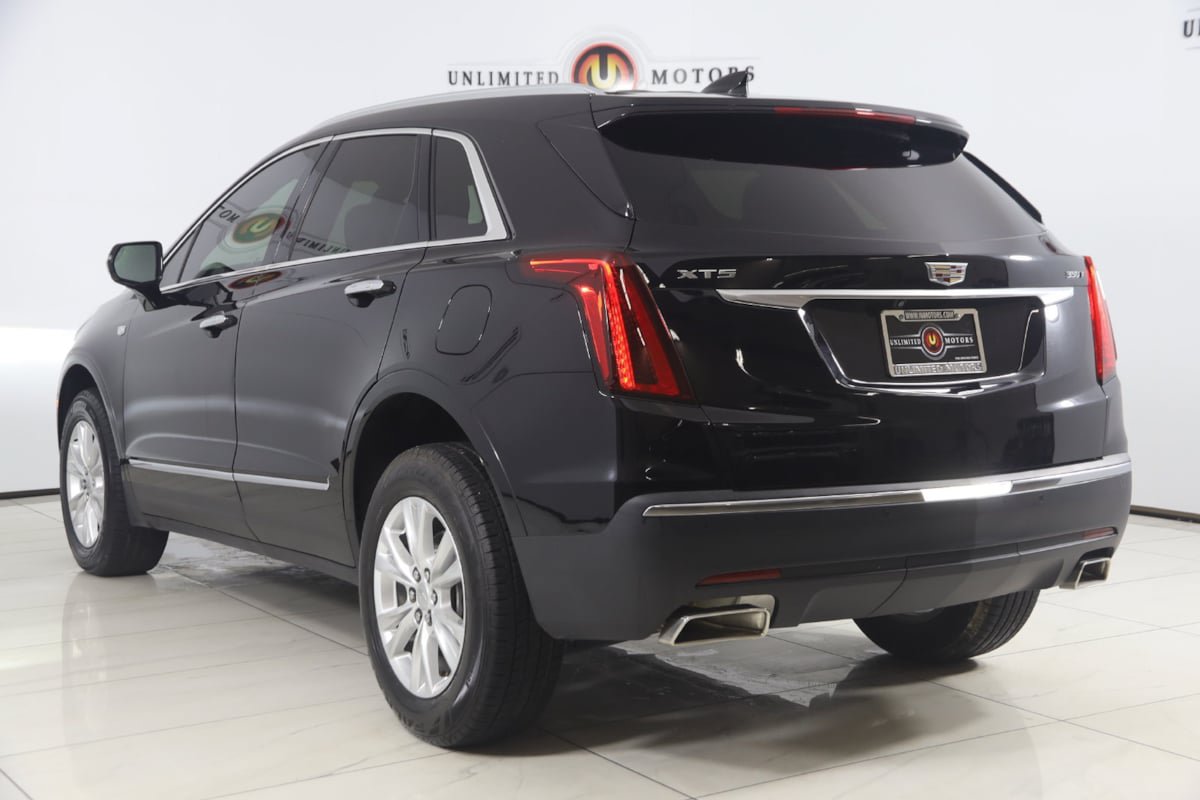 Used 2022 Cadillac XT5 Luxury FWD image 4