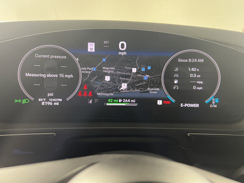 Certified 2025 Porsche Cayenne E-Hybrid AWD/4WD image 18