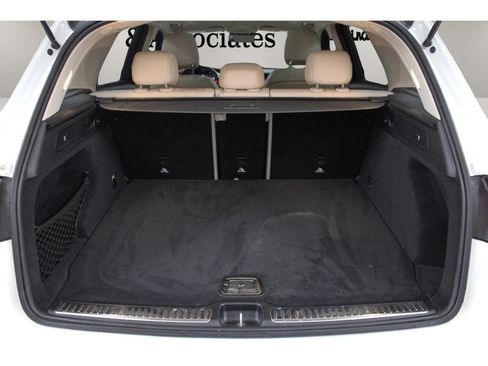 Used 2022 Mercedes-Benz GLC 300 image 30