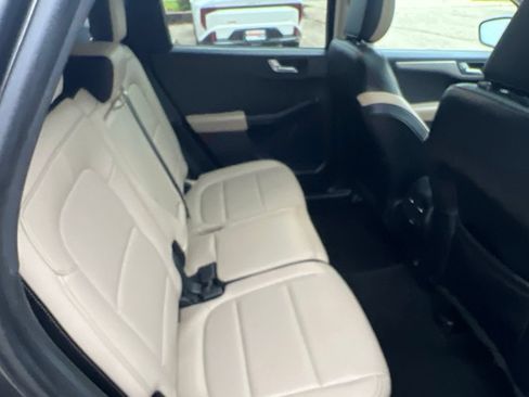 Used 2020 Ford Escape SEL AWD/4WD image 16