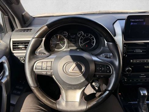 Used 2023 Lexus GX 460 Premium w/ Premium Plus Package AWD/4WD image 18