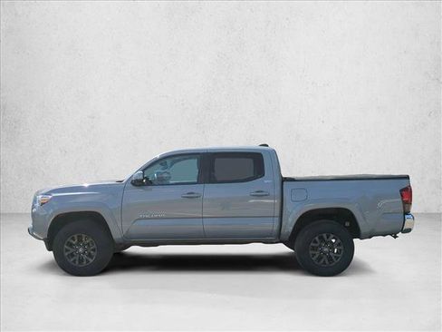 Used 2020 Toyota Tacoma SR5 image 9