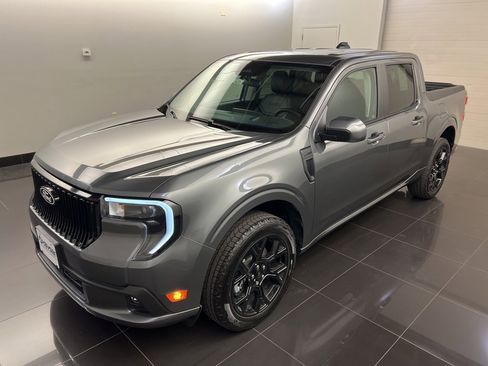 New 2025 Ford Maverick Lobo image 3