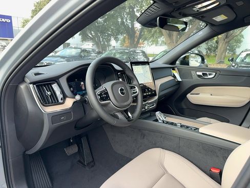 New 2026 Volvo XC60 B5 Core image 10