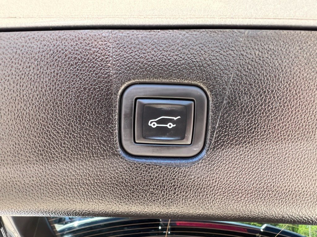 Used 2024 Chevrolet Blazer LT w/ Convenience Package FWD image 21