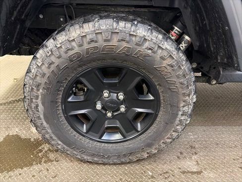 Used 2021 Jeep Gladiator Mojave w/ LED Lighting Group image 33