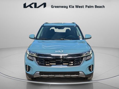 Certified 2024 Kia Seltos SX w/ SX Sunroof Package image 3