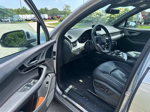 Used 2019 Audi Q7 2.0T Premium Plus w/ Premium Plus Package AWD/4WD image 5