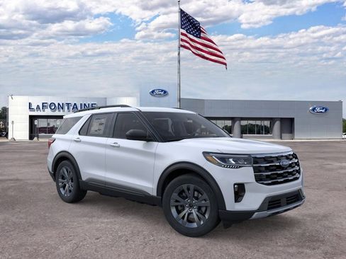 New 2026 Ford Explorer Active w/ Active Comfort Package AWD/4WD image 7