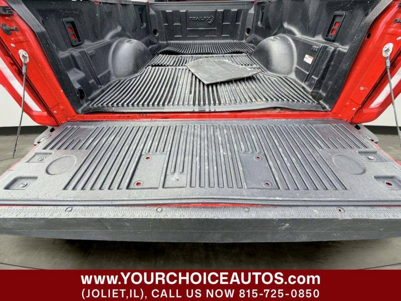 Used 2024 Ford F350 XLT AWD/4WD image 7