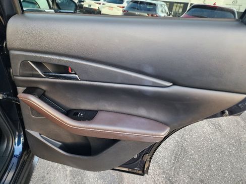 Certified 2025 MAZDA CX-30 AWD 2.5 S w/ Premium Package image 32