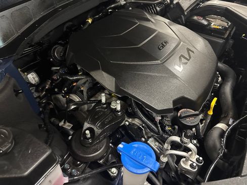 Used 2025 Kia Telluride S AWD/4WD image 48