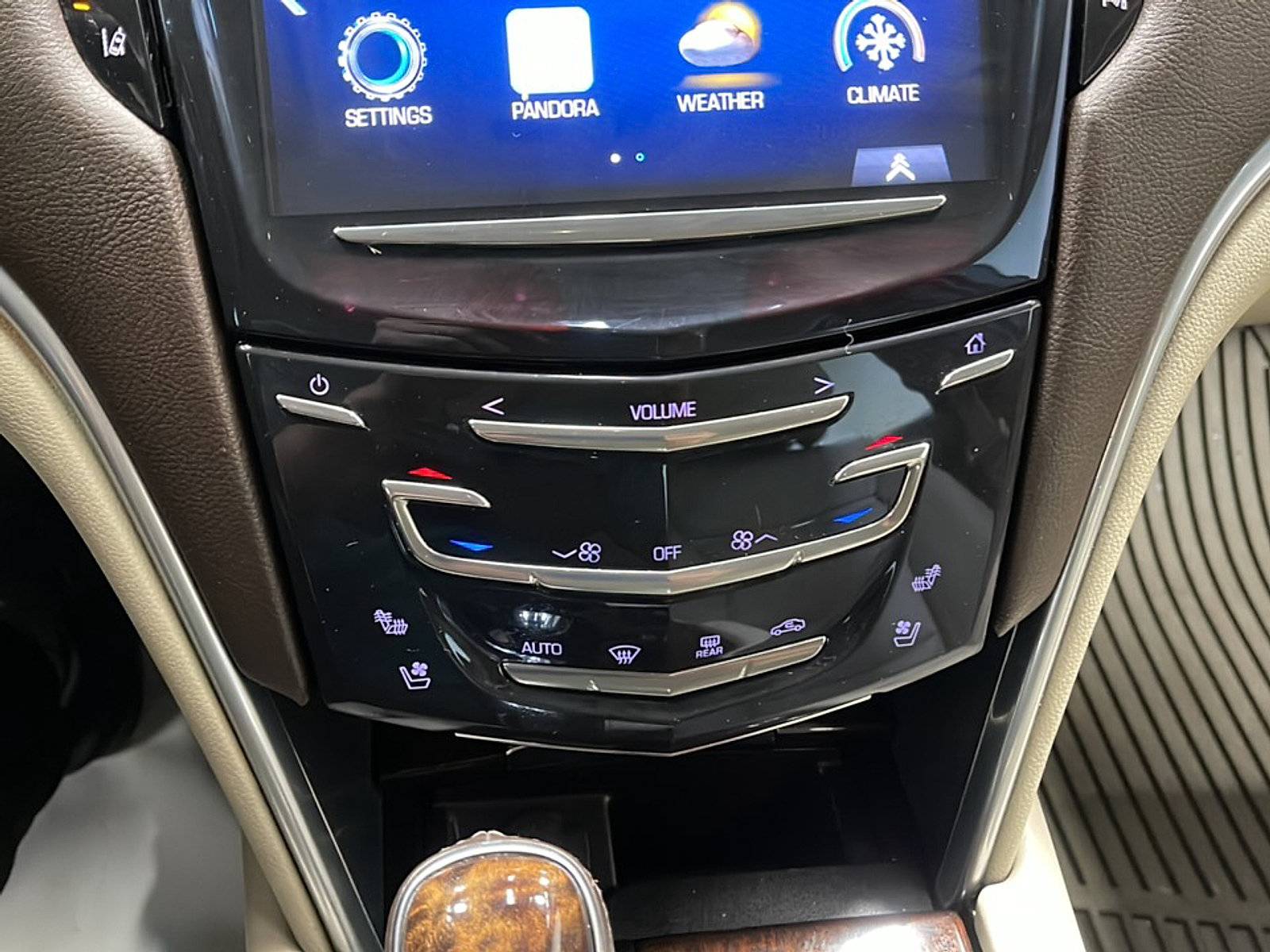 Used 2014 Cadillac XTS Premium w/ Driver Assist Package FWD image 10