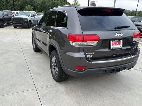Used 2019 Jeep Grand Cherokee Limited AWD/4WD image 5