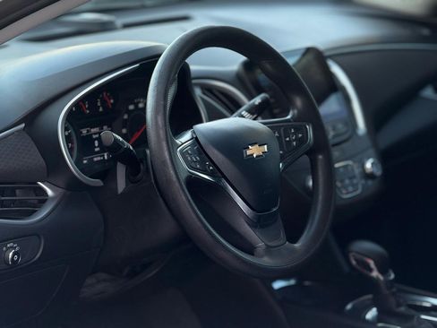 Used 2023 Chevrolet Malibu LT image 11