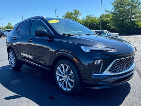 Used 2024 Buick Encore GX Avenir w/ Avenir Technology Package FWD image 9