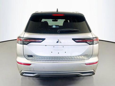 Used 2025 Mitsubishi Outlander SEL AWD/4WD image 7