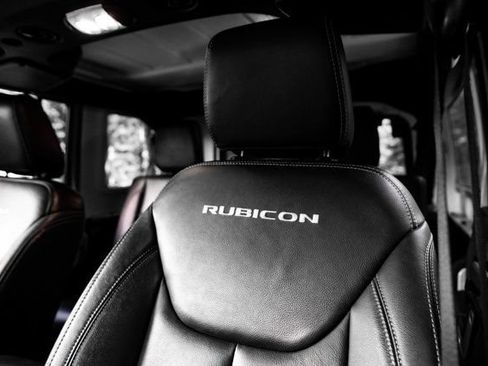 Used 2016 Jeep Wrangler Unlimited Rubicon w/ Connectivity Group AWD/4WD image 27