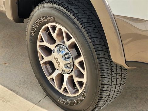 Used 2022 Ford F250 King Ranch w/ King Ranch Ultimate Package image 7