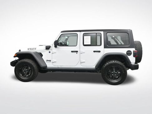 Used 2024 Jeep Wrangler Unlimited AWD/4WD image 9