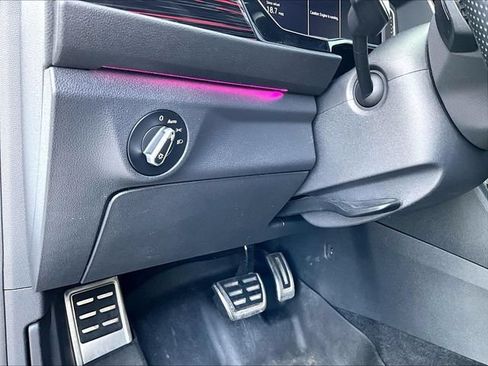 Used 2022 Volkswagen Jetta GLI Autobahn FWD image 28