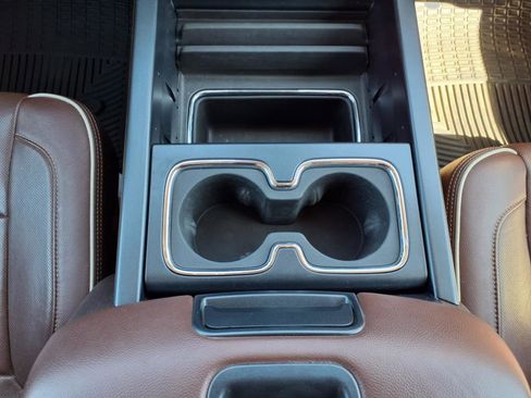 Used 2014 Chevrolet Silverado 1500 High Country w/ High Country Premium Package image 20