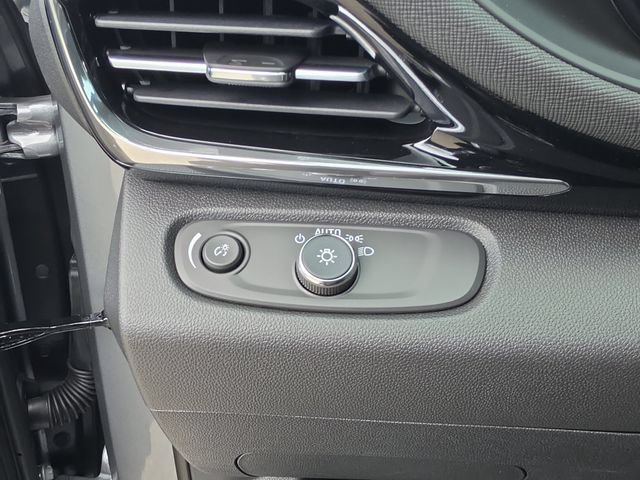 New 2026 Buick Envista Sport Touring w/ Convenience II Package FWD image 22
