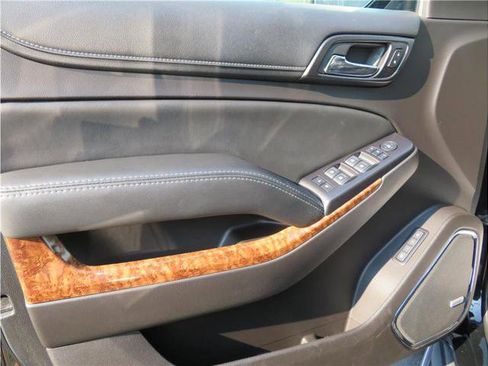 Used 2017 Chevrolet Tahoe Premier image 15