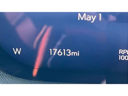 Certified 2025 Buick Enclave Sport Touring AWD/4WD image 16