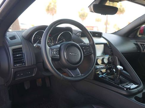 Used 2017 Jaguar F-TYPE Coupe RWD image 2