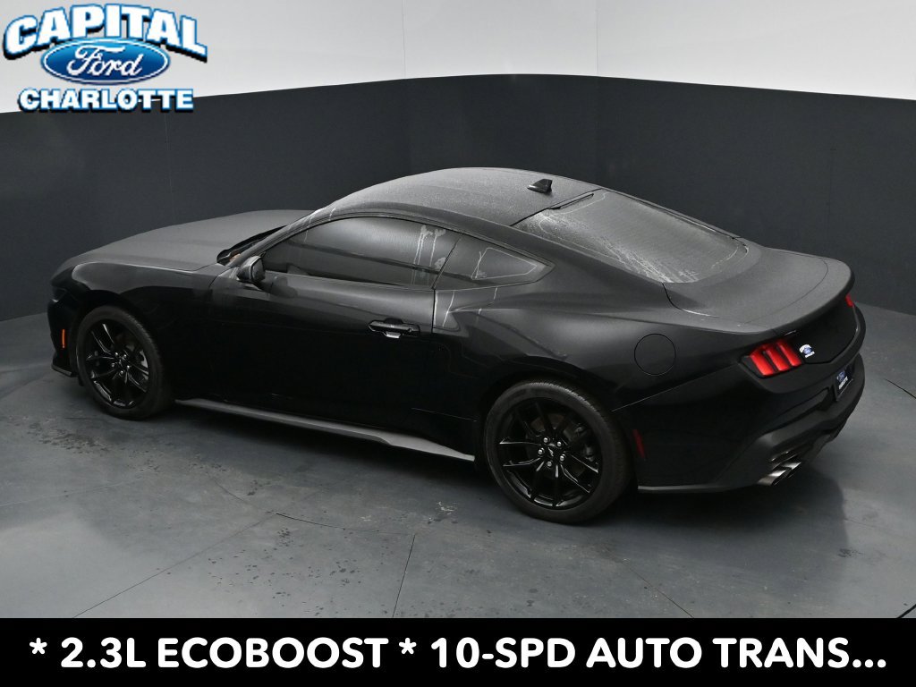 Used 2025 Ford Mustang Premium RWD image 27