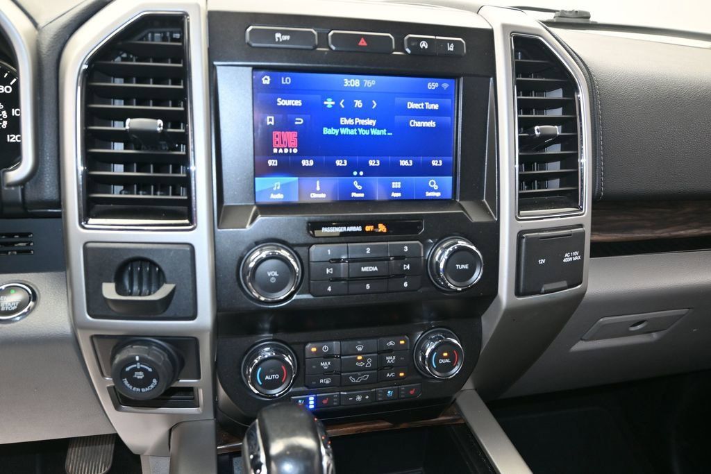 Used 2020 Ford F150 Lariat w/ Trailer Tow Package RWD image 23