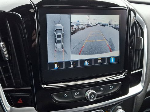 Used 2023 Chevrolet Traverse LT w/ LT Premium Package image 20