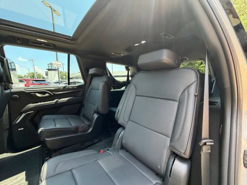 Used 2023 GMC Yukon Denali w/ Denali Reserve Package AWD/4WD image 31