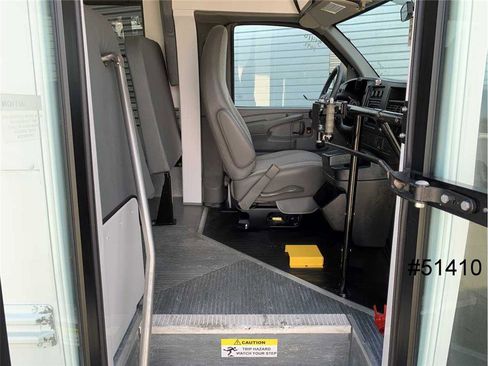 Used 2015 Chevrolet Express 3500 w/ School Bus Package image 22