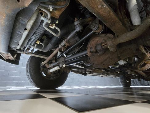 Used 2005 Ford Excursion Limited image 16