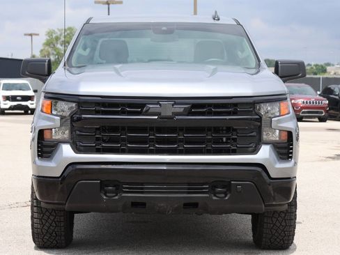Used 2026 Chevrolet Silverado 1500 Custom Trail Boss w/ Dark Appearance Package AWD/4WD image 5