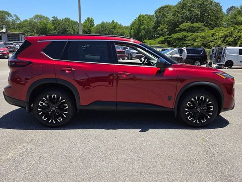 New 2026 Nissan Rogue SV FWD image 11
