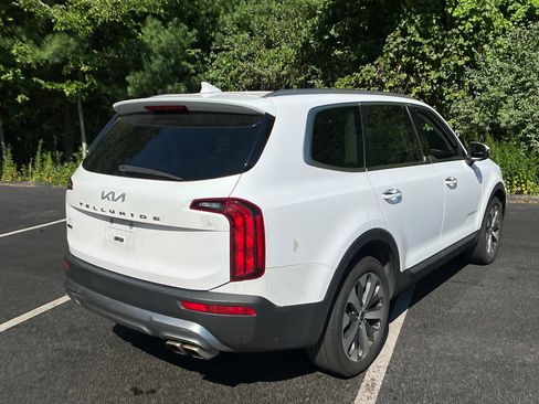 Used 2022 Kia Telluride S AWD/4WD image 6