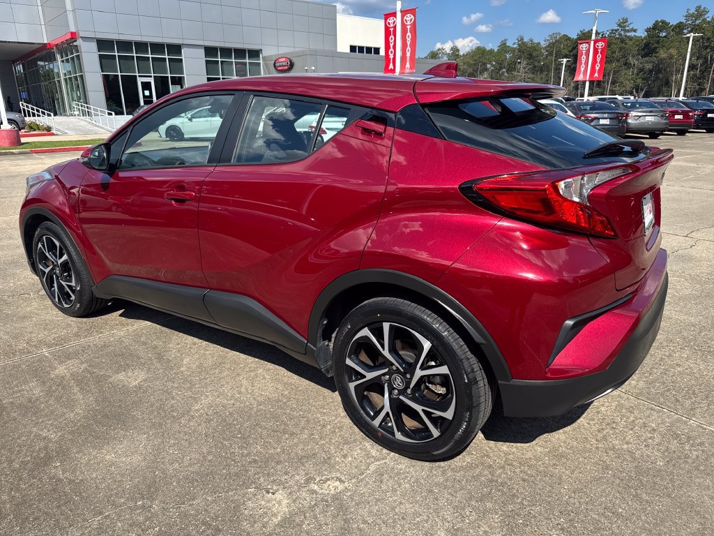 Certified 2019 Toyota C-HR XLE FWD image 3