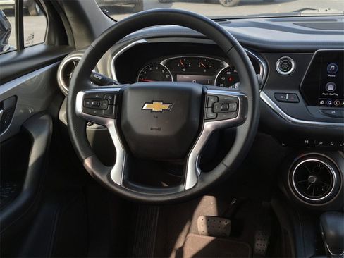 Used 2022 Chevrolet Blazer LT image 30