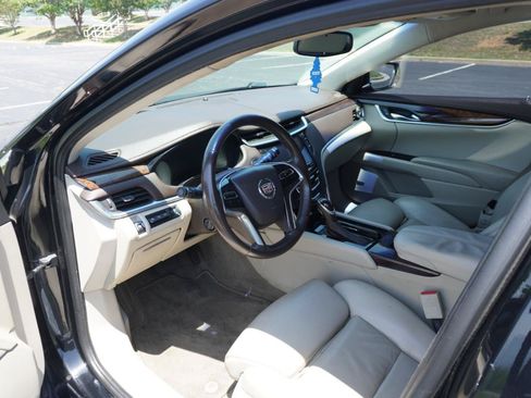 Used 2013 Cadillac XTS Premium FWD image 24