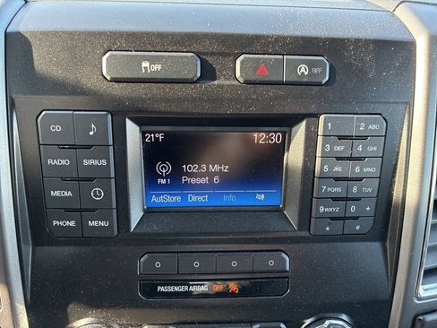 Used 2015 Ford F150 XLT image 7