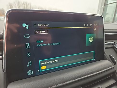 Used 2024 Chevrolet Suburban LT image 54