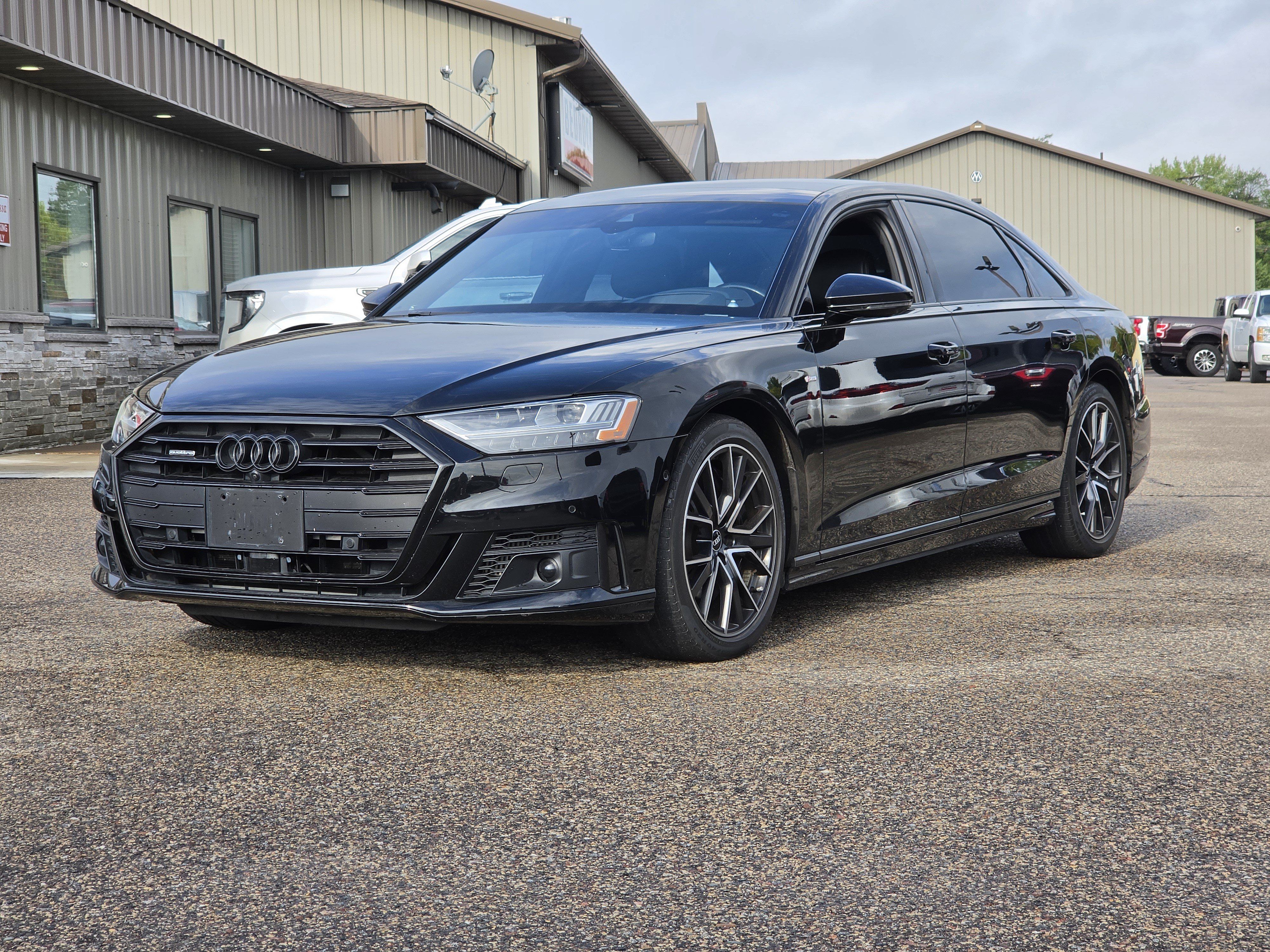 Used 2021 Audi A8 L 4.0T w/ Executive Plus Package AWD/4WD image 2
