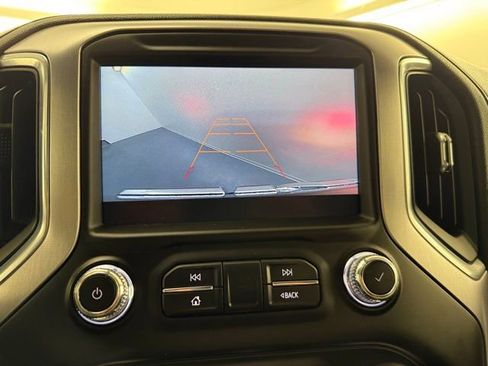 Used 2020 GMC Sierra 1500 Elevation w/ Elevation Value Package image 22