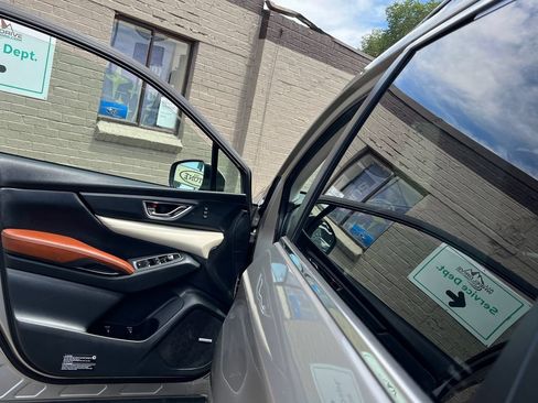 Used 2019 Subaru Ascent Limited w/ Popular Package #3 AWD/4WD image 10