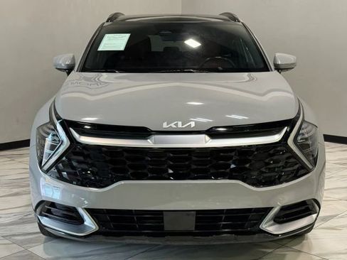 Used 2024 Kia Sportage SX image 3