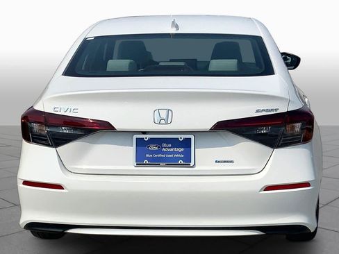 Used 2025 Honda Civic Sport image 5