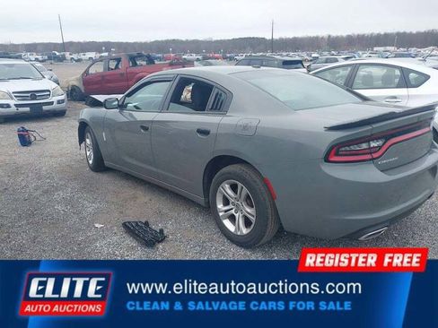 Used 2019 Dodge Charger SXT image 5